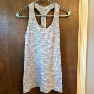 Lululemon tank top bundle